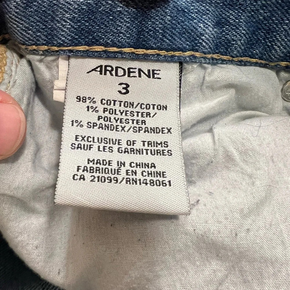 Ardene denim distressed jeans, size 3. - Picture 6 of 7